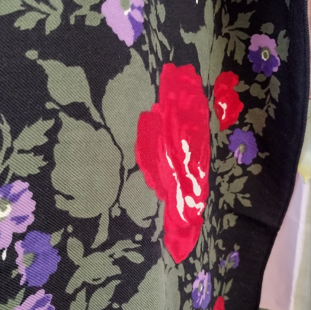 Gibi Roma beutiful floral